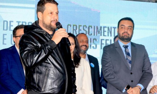 Prefeito e governador inauguram Casa do Trabalhador e anunciam grandes investimentos em Paulo de Frontin